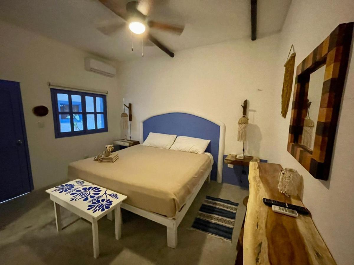 Mio Tulum Hotel Boutique Exteriör bild A bedroom in a hotel in San Cristóbal de Las Casas, Chiapas, Mexico