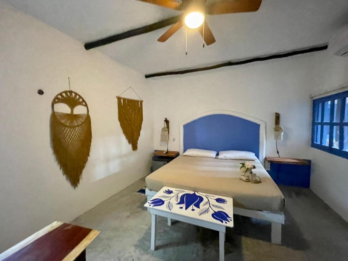 Mio Tulum Hotel Boutique Exteriör bild A bedroom at the hotel
